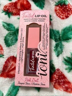 Iconic Tinted Lip Oil — Pink Doll (Pink)